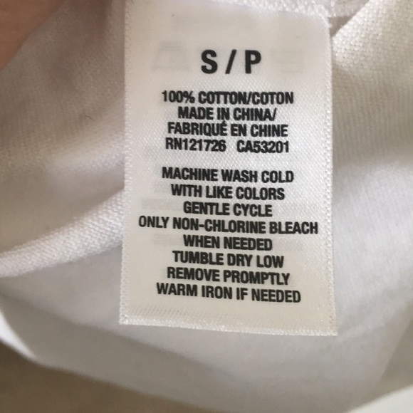 Aeropostale white button down shirt; size small - Picture 6 of 6